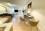 Location vacances  Gare de Straubing - Zentral mit überdachter Terrasse-1