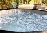 Location vacances Le Castellet - Appartement charmant à La Cadière-d'Azur, 68 m², jacuzzi-1