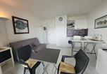 Location vacances Saint-Jean-de-Monts - Superbe T2 avec piscine, balcon, parking privé et proche mer à Saint-Jean-de-Monts - Fr-1-777-11-1