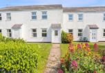 Location vacances Moelfre - Brynelian-1