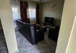 Location vacances  Cameroun - Cosy Apartement Spacieux 2ch 2 Sdb, Nkolmesseng Yaounde-3