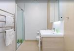 Location vacances Auckland - Modern 2 Bedroom Apartment 1 minute to Skytower-3