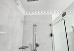 Hôtel Langley - Empress Palace Hotel & Stays-3
