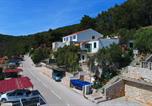 Location vacances Blato - Apartments by the sea Prizba, Korcula - 18165-3