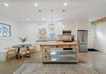 Location vacances Longview - 8ft Ceilings Basement Sauna Retreat-3