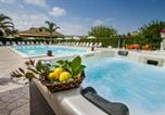 Location vacances Campofelice di Roccella - Villa in recidence a 100 metri dal mare con servizio di piscina a 100 metri vicino Cefalu-1