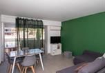 Location vacances Bord de mer de Le Lavandou - T2 climatisé au Lavandou avec Wifi et parking - 4 pers - Fr-1-803-77-3