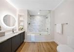 Location vacances  Parc national des Everglades - Luxury King Suite, Heart of Coconut Grove-3