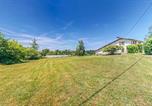 Location vacances Bourgougnague - 3 Bedroom Beautiful Home In Armillac-2