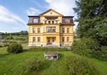 Location vacances Jihlava - Zámeček Waldsteinovo Zátiší-1