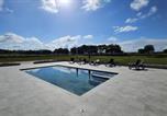 Location vacances  Badalone - Finca El Alamo Barcarrota by Priorityvillas-4