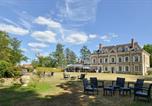Hôtel Salbris - Logis Domaine De Valaudran-4