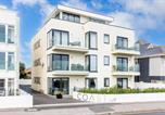 Location vacances Bournemouth - Rise and Shine - With a Balcony On the Seafront-3
