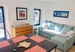 Location vacances Chamonix-Mont-Blanc - Appartement Moderne En Plein Coeur De Chamonix-1