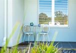 Location vacances  Granite Island - Beach Front Esplanade Victor Harbor - Byo Linen - Wi-Fi - Family-4