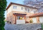 Location vacances Pécs - Vojtek Pince Vendégház-1