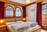 Location vacances Campitello di Fassa - Apartment Sassolungo-1