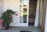 Hôtel Mas-Saintes-Puelles - Chalet tamaris bois-2