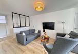 Location vacances Sanary-sur-Mer - Appartement rénové cœur de ville - 5 pers. - Fr-1-845-17-2