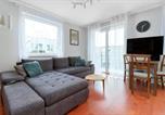 Location vacances Jurata - Comfortable Apartment with Parking Close to the Beach by Noclegi Renters-2