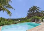 Location vacances  Pointe Faula - Vue mer - Piscine - Villa pour 6 - Mqva50-1