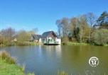 Location vacances  Mayenne - Les Iris-1