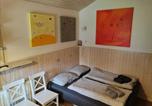 Location vacances Škofja Loka - Mountain Vista Cottage with Private Sauna - One Bedroom Cottage-2