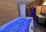 Location vacances Plombières-les-Bains - Chalet détente avec Spa et animaux admis près de Plombières-les-Bains - Fr-1-583-498-1