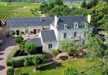 Location vacances Château d'Ussé - Cave Auger La Maison d'Hôtes-1