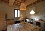 Location vacances  Province de Pise - Appartement mit Grill und Pool-2