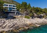 Location vacances Blato - Luxury Seafront Villa Miracul Korcula with Pool-1