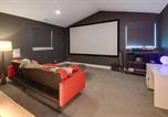 Location vacances SeaTac - Spacious Family Retreat - Media Room & Patio home-1