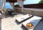 Location vacances Mošćenička Draga - Beautiful Stone House Obrs with indoor pool-4