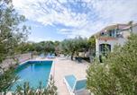 Location vacances  Zlatni rat - House Ratac-1