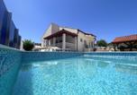 Location vacances Janjina - Family friendly house with a swimming pool Janjina, Peljesac - 19594-1