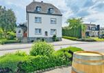 Location vacances Brauneberg - Ferienwohnungen Weingut Kilburg-1
