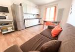 Location vacances  Province d'Ascoli Piceno - Appartamento Residenza Indie Via Kennedy Rifa787-1
