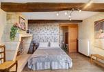 Hôtel Lussac - Chambre d'Hotes La Roseraie-3