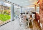 Location vacances Clacton-on-Sea - Sunrise Villa-3