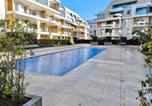 Location vacances Nieuwpoort - Luxury Apartment with Pool & Parking-2