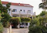 Location vacances Jelsa - Apartment Jelsa 5703a-1
