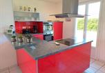 Location vacances Santec - Holiday home in Santec on Dossen beach-4