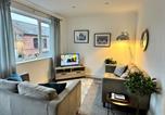 Location vacances Windsor - 2 Br Apartment in Central Windsor 33a-1