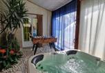 Location vacances Châtillon-en-Diois - Villa attrayante avec piscine privée à Montlaur-en-Diois-2