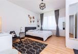 Location vacances Zurich - Kaya Zurich Apartment Gold - Downtown Deluxe Sudio Apt-1