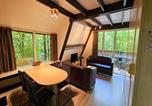 Location vacances Modave - Charming chalet in Durby with patio-3