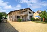 Location vacances Plage de Gujan-Mestras - Villa avec piscine et jardin, Gujan-Mestras-1