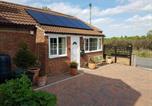 Location vacances East Dereham - Cozy Scarning Apartment for Two-1