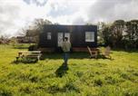 Location vacances Monclar-de-Quercy - Fonneuve Les Crins - Parcel Tiny House - Tiny House entourée par les chevaux à 45mn de Toulouse Mae-5113-2