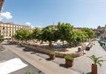 Location vacances L'Alcazaba - Stay U-nique Apartment Plaza de la Merced-3